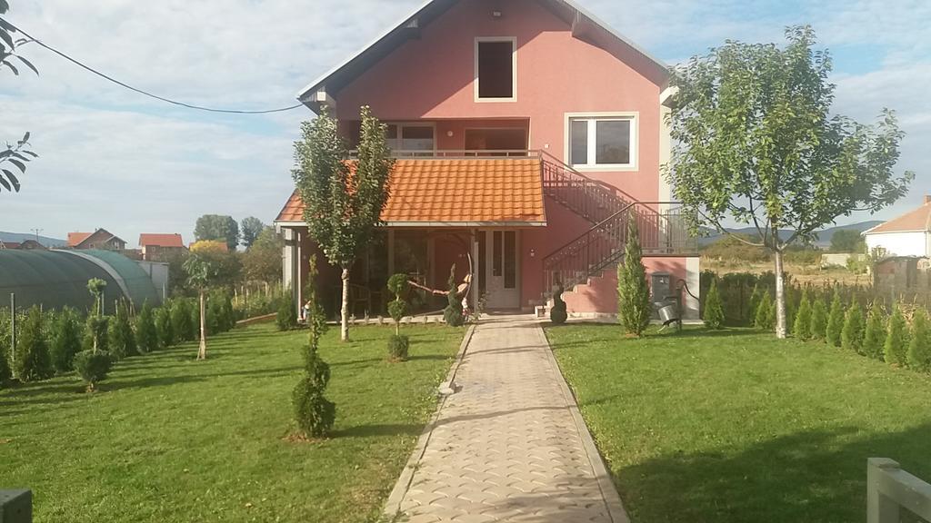 Apartments "Predah Kod Baraca" Ni Exterior foto