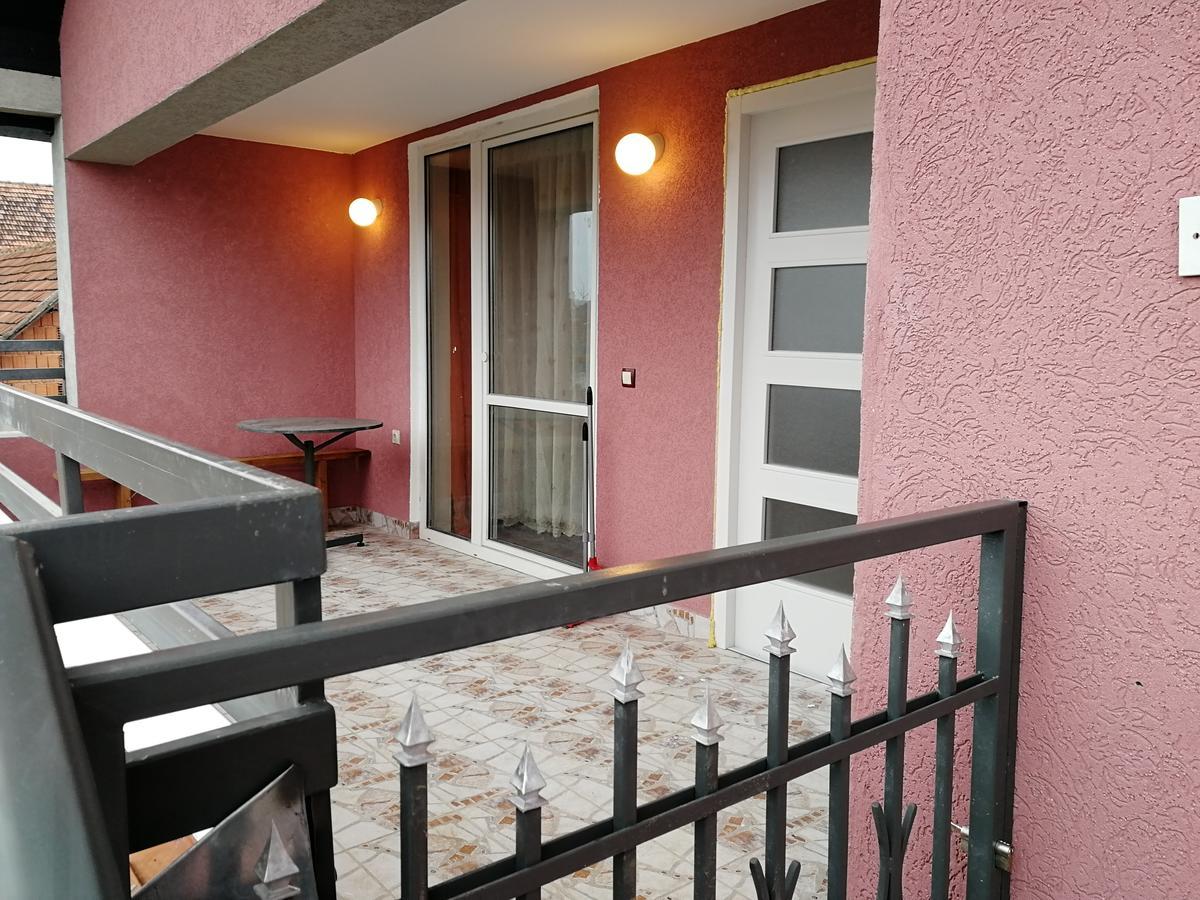 Apartments "Predah Kod Baraca" Ni Exterior foto