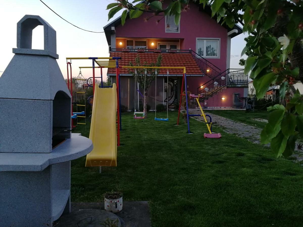 Apartments "Predah Kod Baraca" Ni Exterior foto